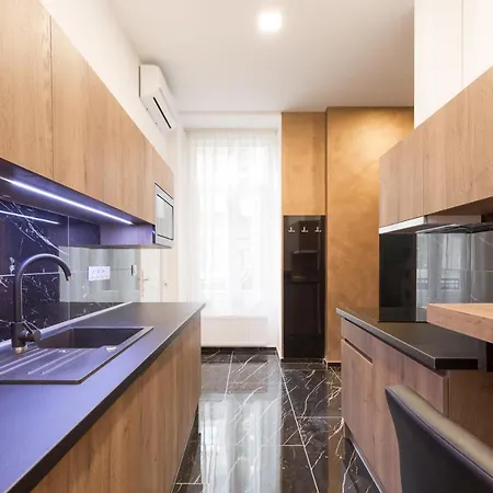The H4 Executive * Budapest